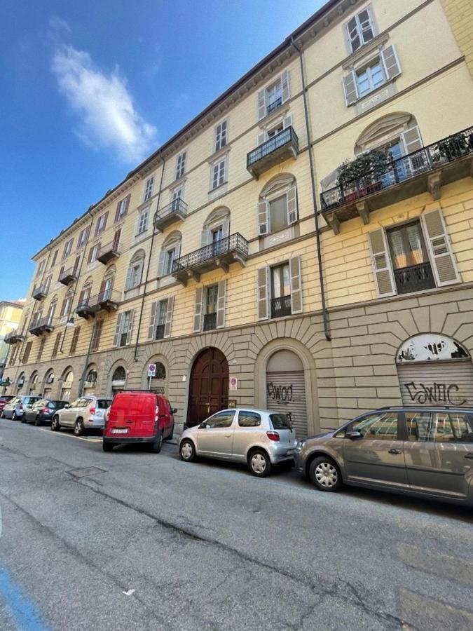 Centralissimo Appartamento Su Due Livelli 1 تورينو المظهر الخارجي الصورة